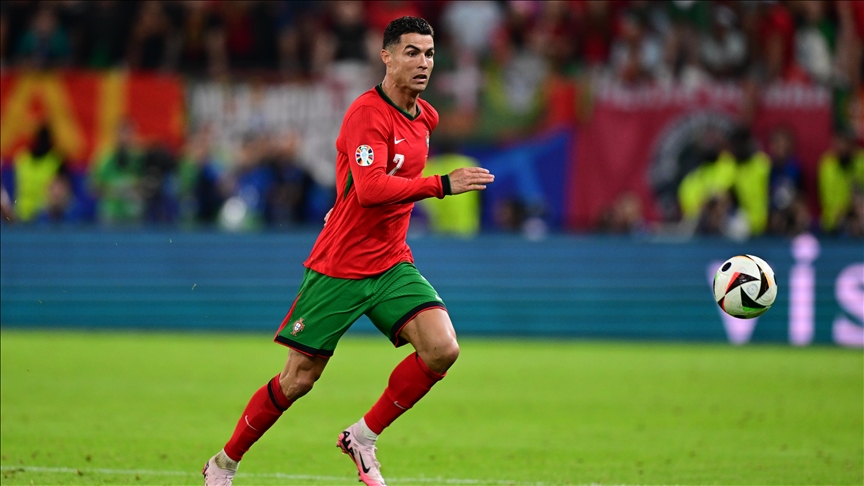 阿森纳签下双胞胎兄弟埃德温和霍尔格·金特罗，主教练阿尔特塔阻止本·怀特离队，球队领先曼城。